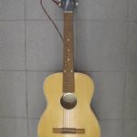 625 2727 Gitarr